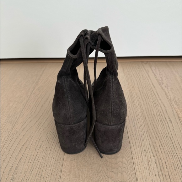 Stuart Weitzman Grey Suede Bottie - Picture 4 of 6
